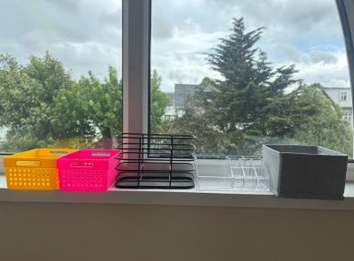 Mini storage containers