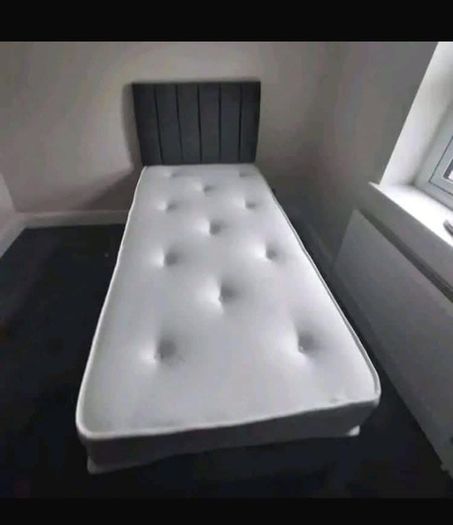 New Stylish single ,Double 4ft, 4ft6, King 5ft And 6ft Superking Sizes Divan Beds Instock. Drawers And Optional Tufted Mattresses Available. Free Delivery