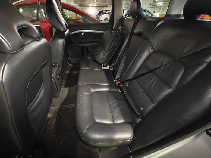 2010 Volvo V70