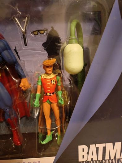 Dark Knight Returns Figure Set