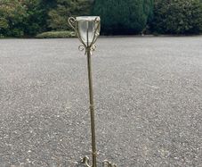 Tea light candle stick