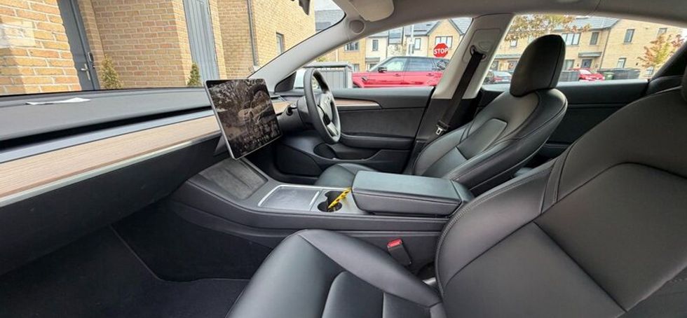 Tesla Model 3 2023