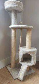 Cat tree