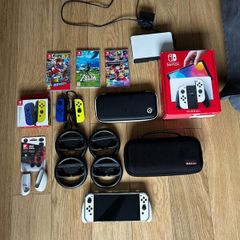 Nintendo Switch OLED Bundle  Excellent Condition