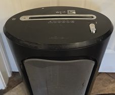 Fellowes Shredder
