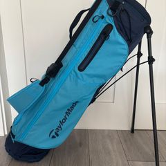 Taylormade Flextech superlite stand bag