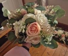 Silk artificial flowers