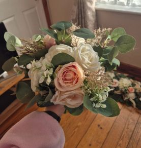 Silk artificial flowers