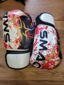 10oz Kickboxing Gloves