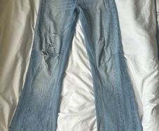 Ripped jeans Zara