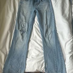 Ripped jeans Zara