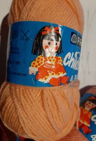 new vintage yarn 25% wool knitting/crochet/crafts