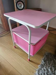 kids pink desk