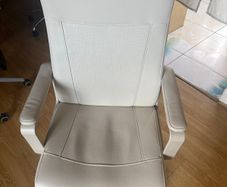 Swivel chair