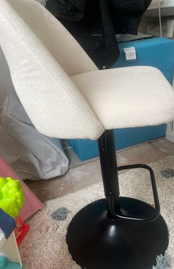 Hampton Bar Stool