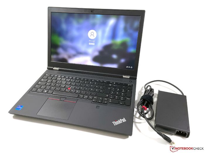 Lenovo ThinkPad P15 Gen 2 Mobile Workstation (i7 8-Core Processor, 512GB SSD, 32GB Memory)