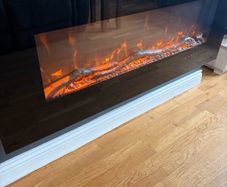 Electric fireplace with remote control