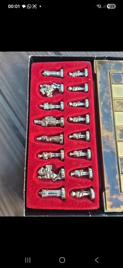 Manopoulos Greek Roman Period metal chess set