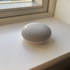 Google Nest mini v2