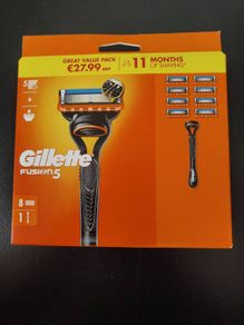 Gilette