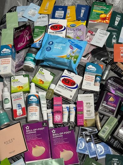 Bargain travel makeup, skin and haircare and more  bundle new