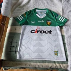 Donegal Gaelic Football Away Jersey 2022 to 2023 Childrens 9 to 10 Years Old GAA