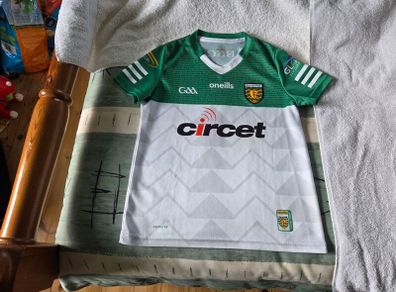 Donegal Gaelic Football Away Jersey 2022 to 2023 Childrens 9 to 10 Years Old GAA