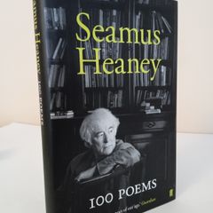 100 Poems by Seamus Heaney (PT156)