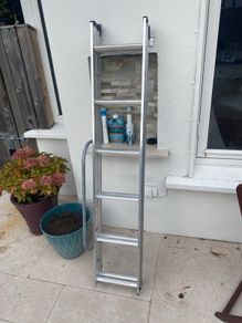 Aluminium pull down attic / loft ladder
