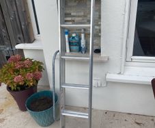Aluminium pull down attic / loft ladder