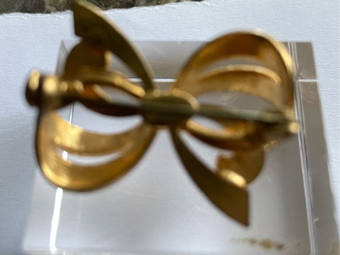 vintage brooch