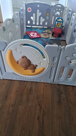 Smyths large playpen