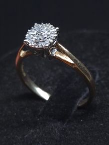 Vintage 9ct Gold Diamond Engagement Ring Size 51/52
