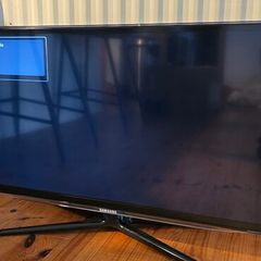 32 in Samsung LED Smart TV full HD