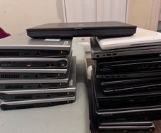 19 laptops for parts or repair