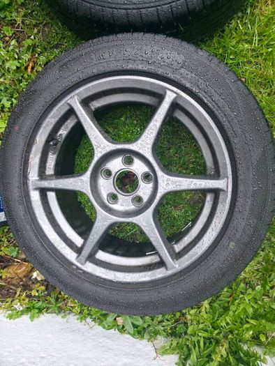 Buddy Club P1 16x7J ET43 5x100 New tyres 205/55
