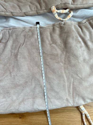 Beige velvet baby cot bumper