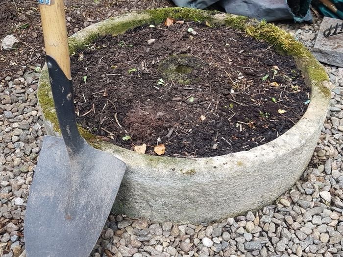 garden and patio water feature or planter