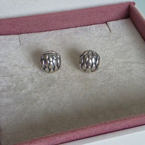 Pandora sterling silver lotus flower clips charm very good condition