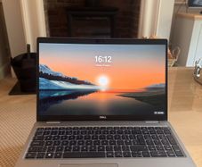 Dell Latitude 5540 laptop i7 32GB Ram