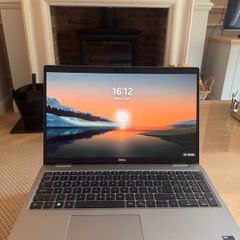 Dell Latitude 5540 laptop i7 32GB Ram