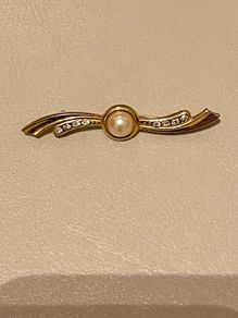 Brooch