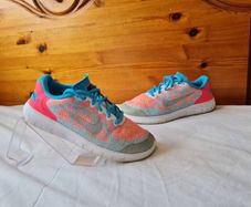 2017 nike free rn gs Size 5 eu 38 Multicoloured In excellent condition