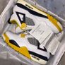 Jordan 4 Image 5
