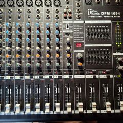 powered mixer