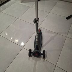 Kids scooter
