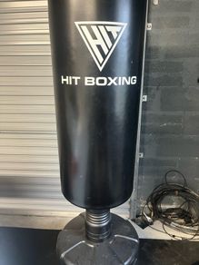 Hit boxing punch stand