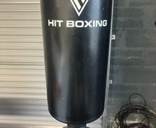 Hit boxing punch stand