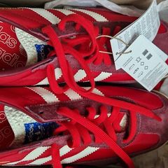 Men's running shoes