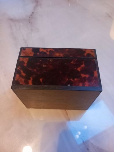 Tortoise shell antique trinket box, probably French, stunning, D18 free reg post